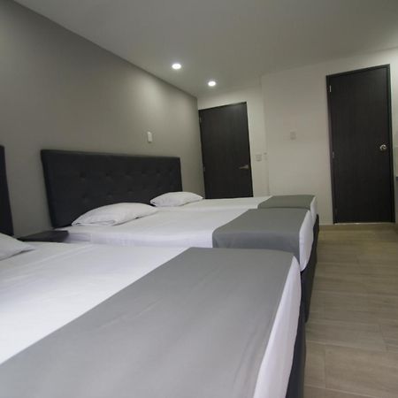 Element Hotel Medellin Bagian luar foto