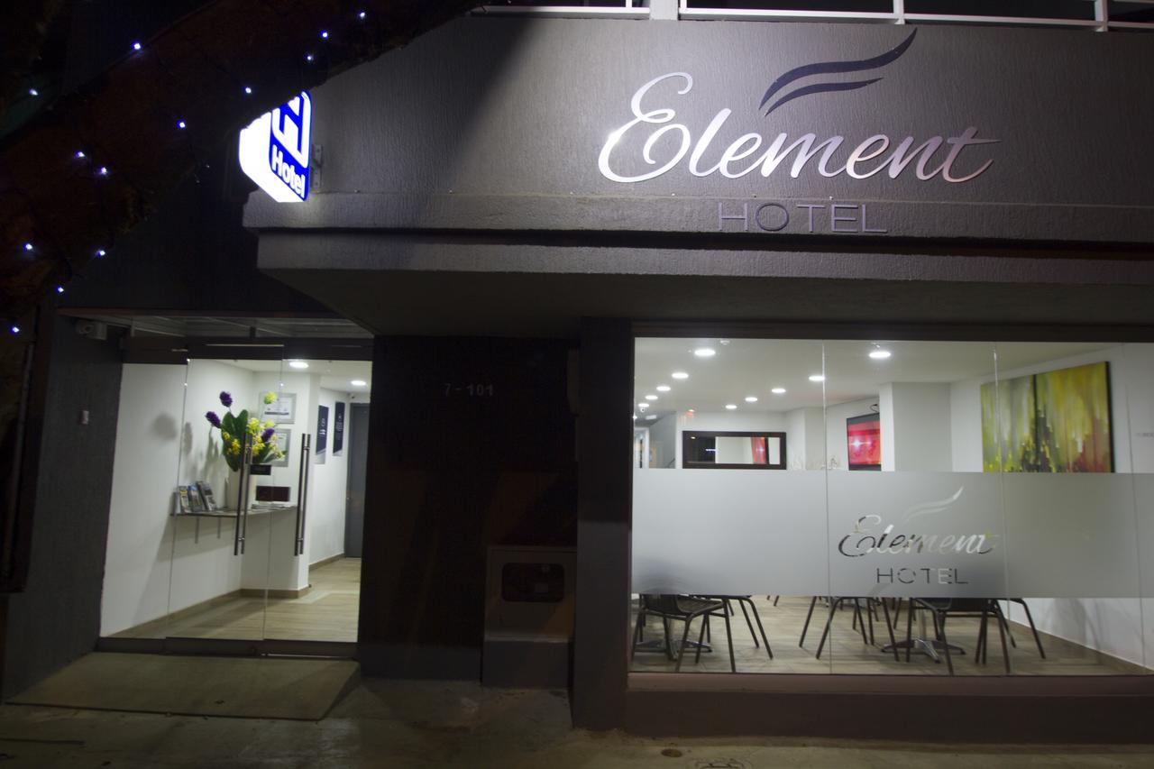 Element Hotel Medellin Bagian luar foto