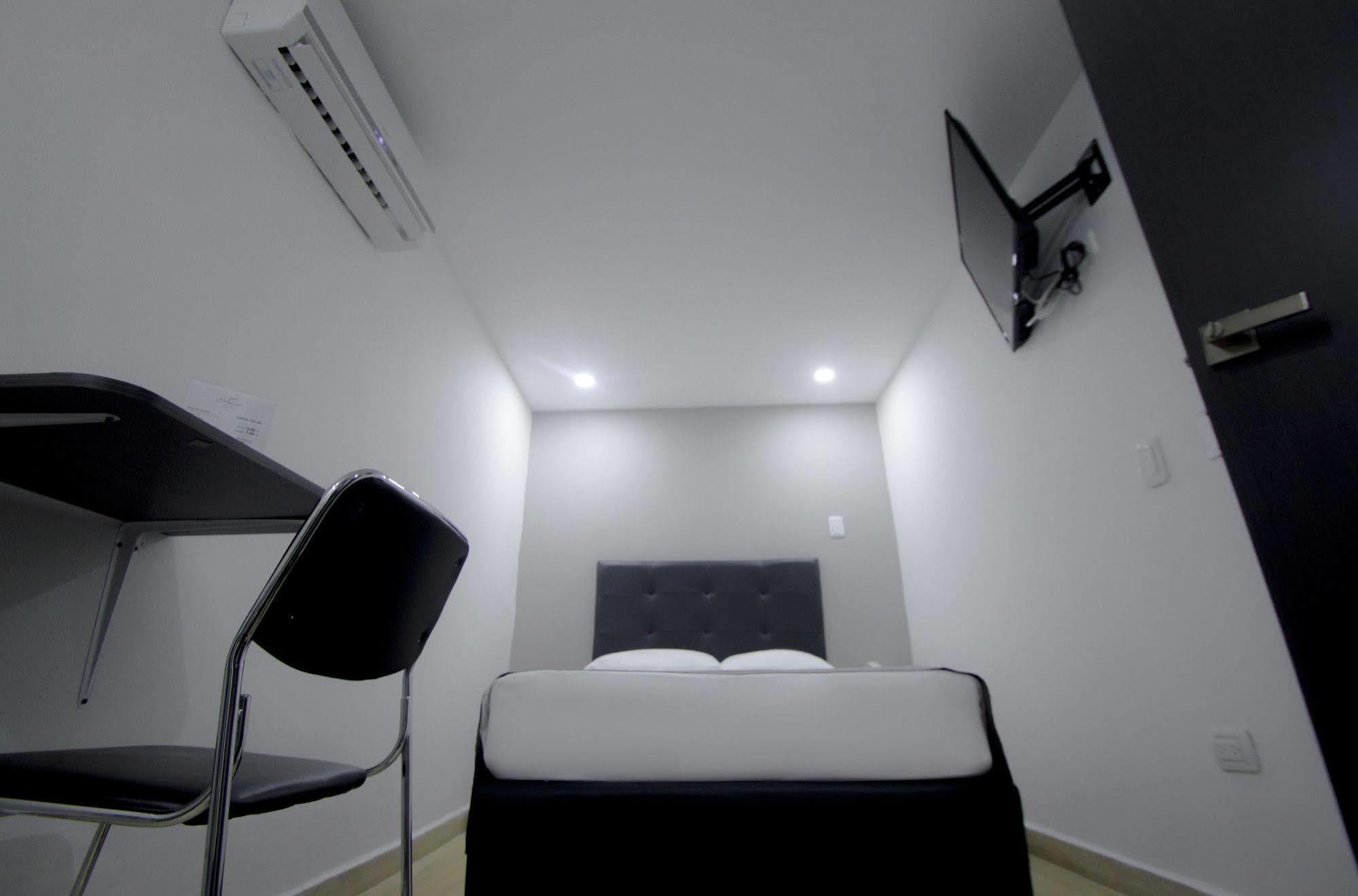 Element Hotel Medellin Bagian luar foto