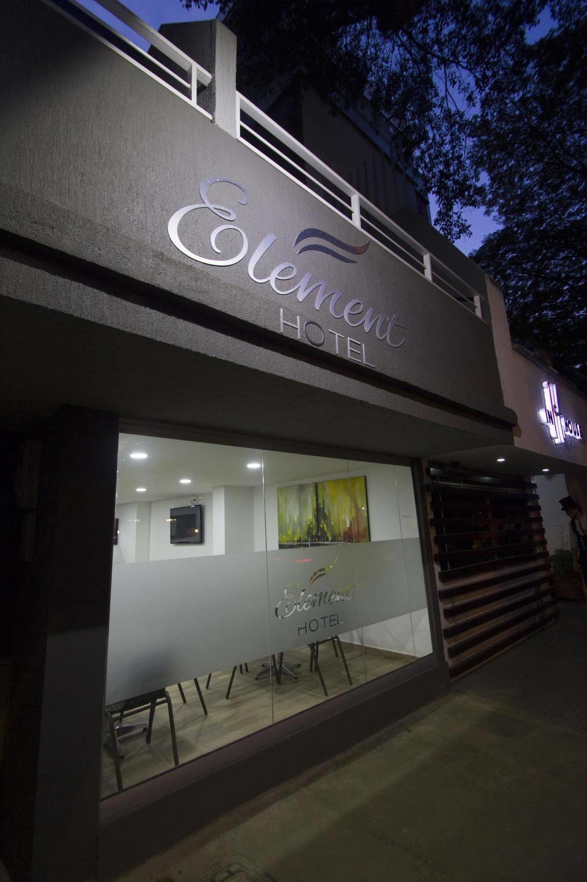 Element Hotel Medellin Bagian luar foto